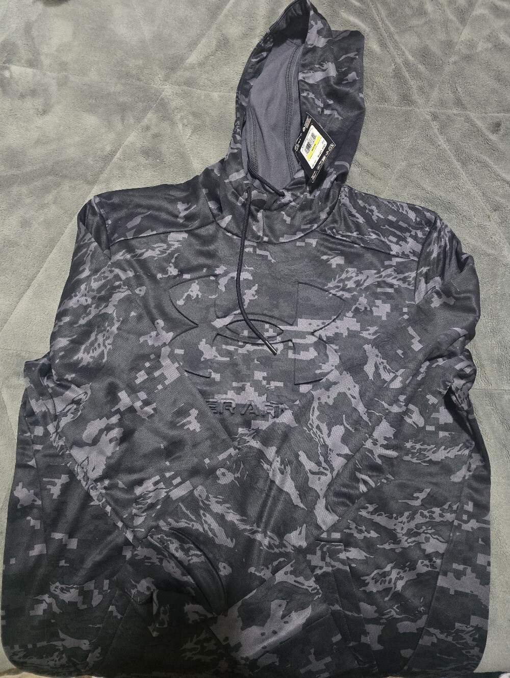 Under Armour Black & Gray Camo Pullover Hoodie